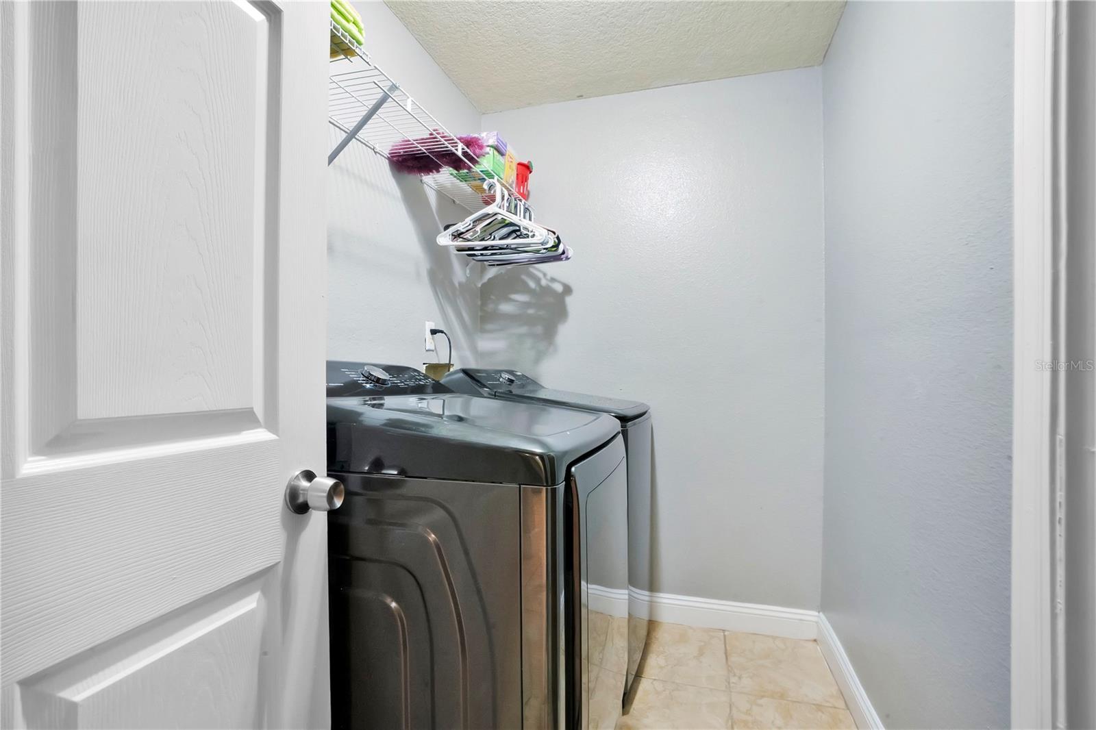 DELTONA LAKES UN 43 - Residential