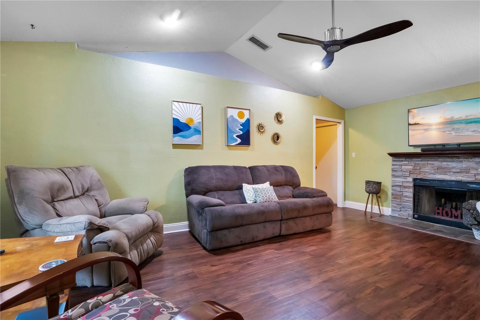 DELTONA LAKES UN 43 - Residential