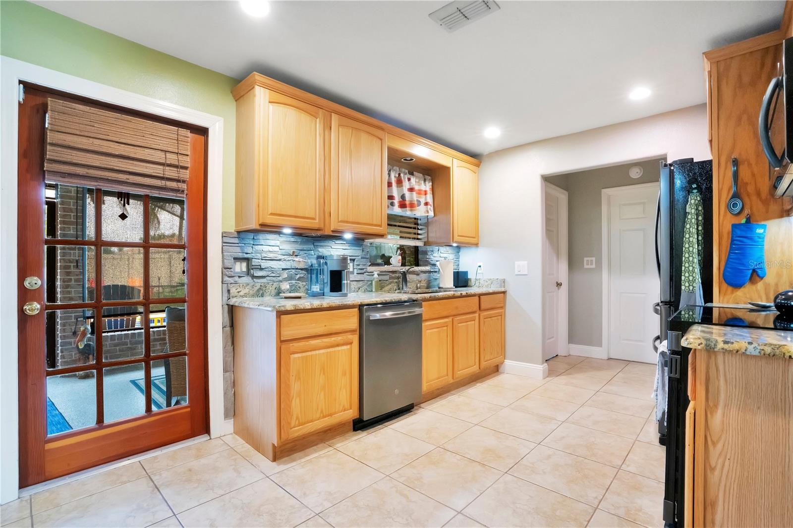 DELTONA LAKES UN 43 - Residential