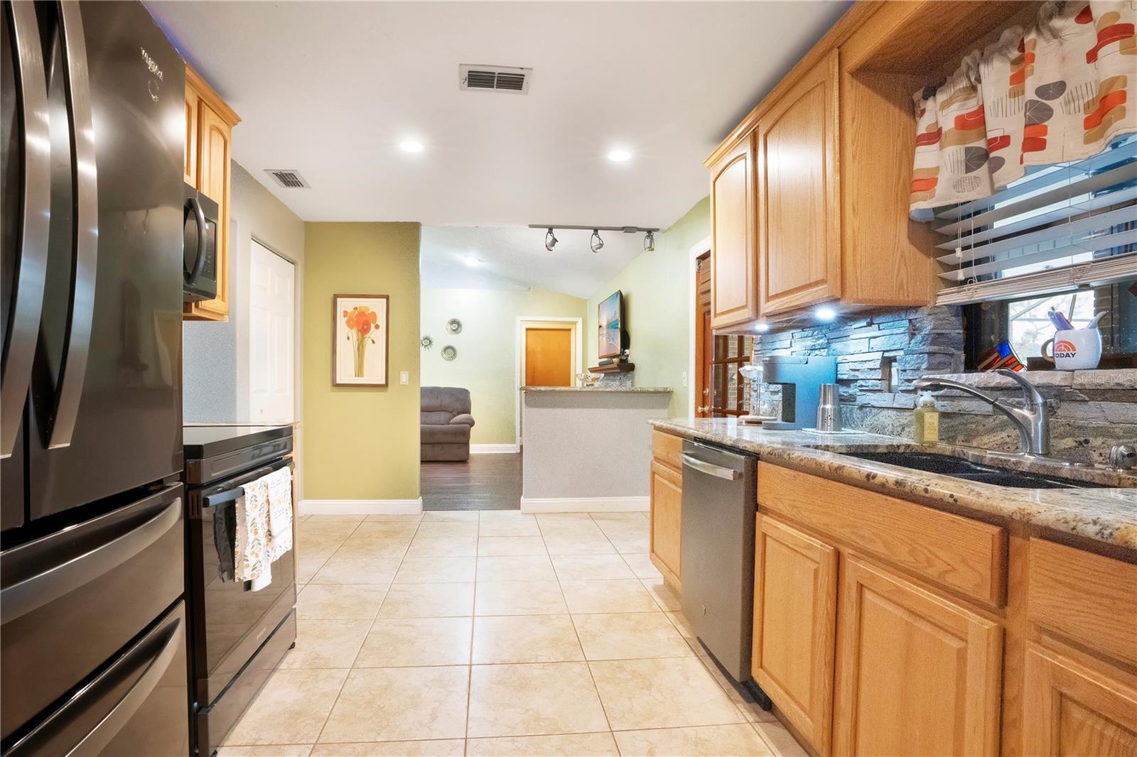 DELTONA LAKES UN 43 - Residential