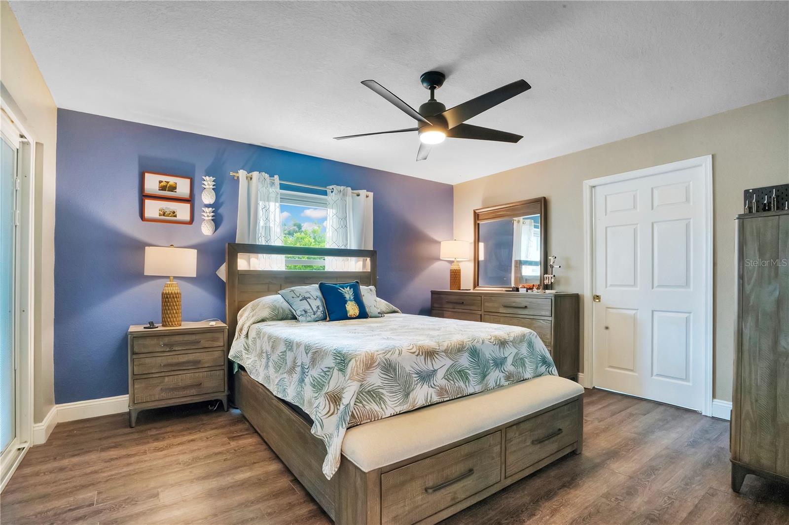 DELTONA LAKES UN 43 - Residential