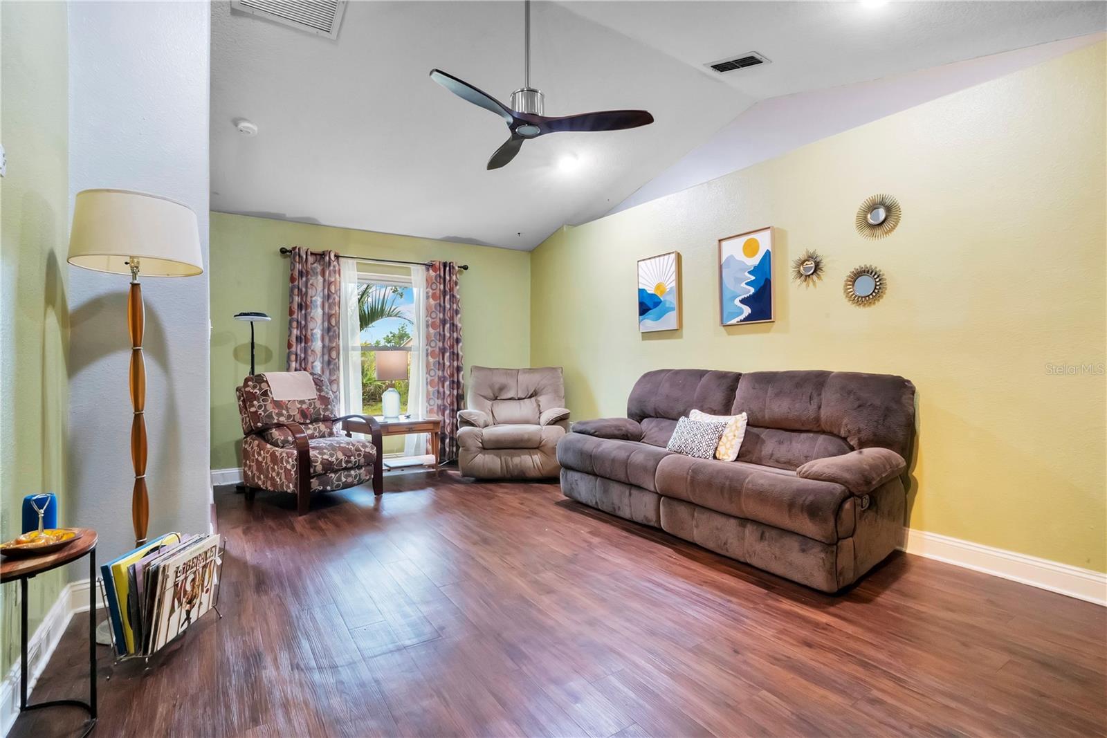 DELTONA LAKES UN 43 - Residential