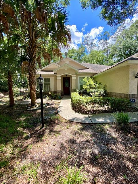 A home in DUNNELLON