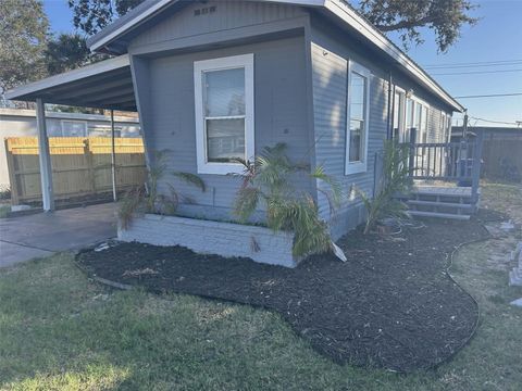 1106 50TH AVENUE DRIVE W BRADENTON FL 34207