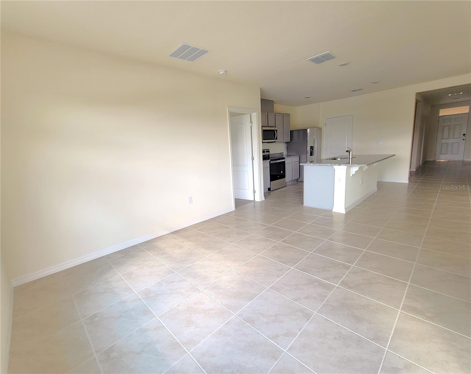 LAKE CHARLES RESIDENCE PH 1A - Residential Lease