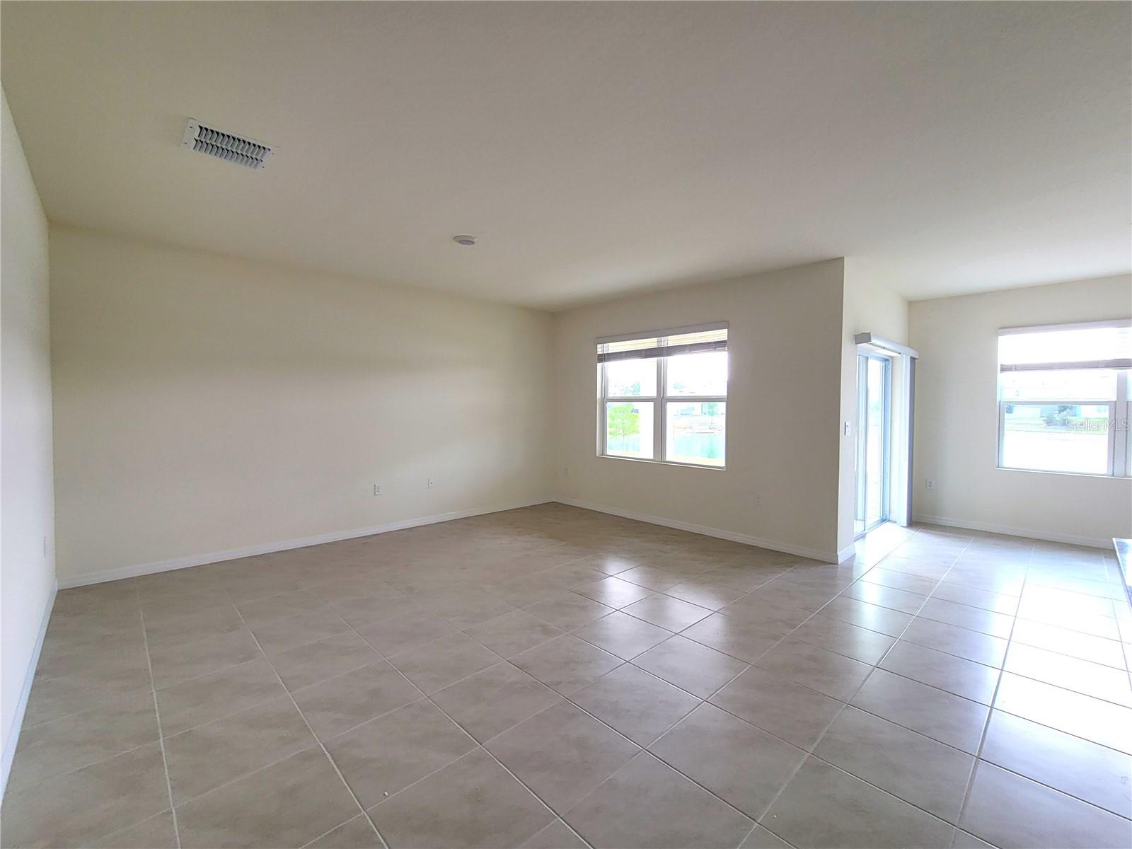 LAKE CHARLES RESIDENCE PH 1A - Residential Lease