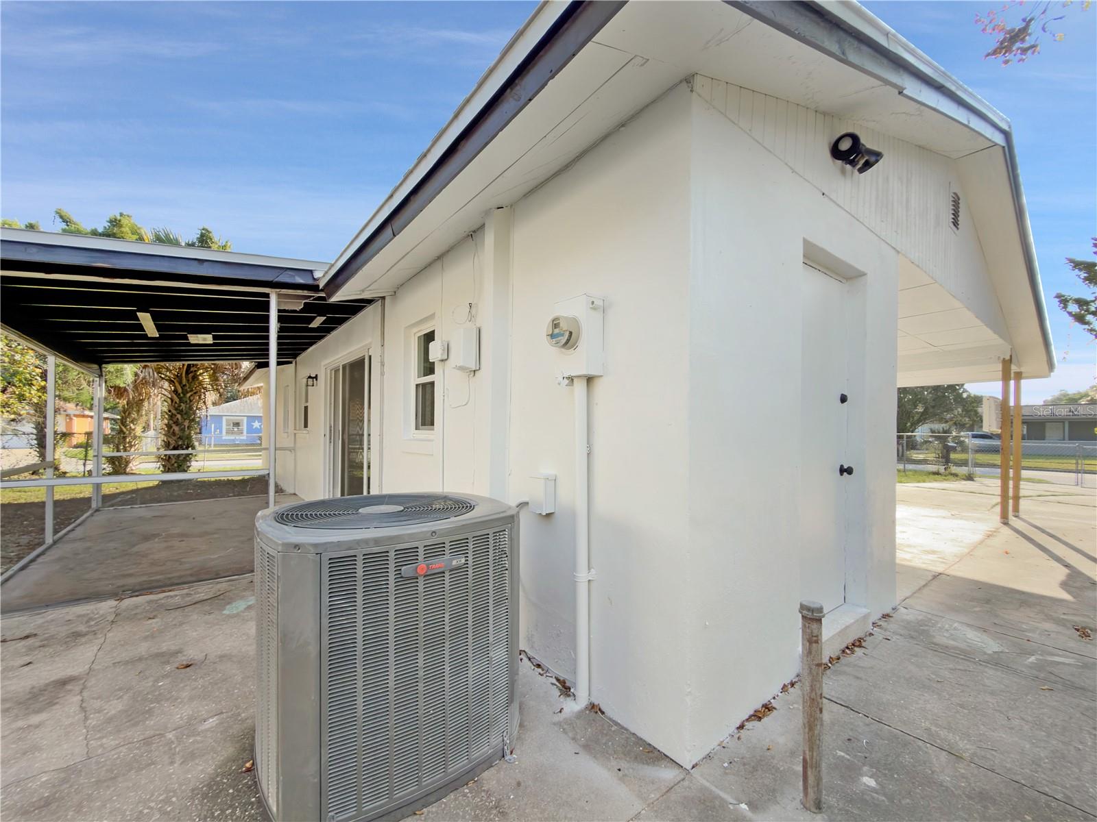 CEDAR POINT - Residential Lease