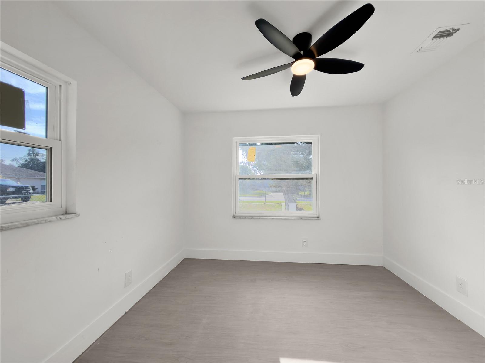 CEDAR POINT - Residential Lease