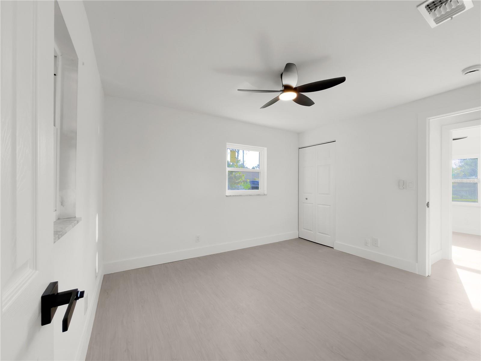 CEDAR POINT - Residential Lease