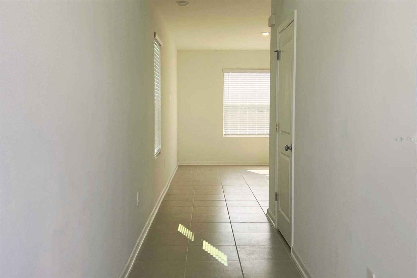 RANCHES/LK MCLEOD III - Residential Lease