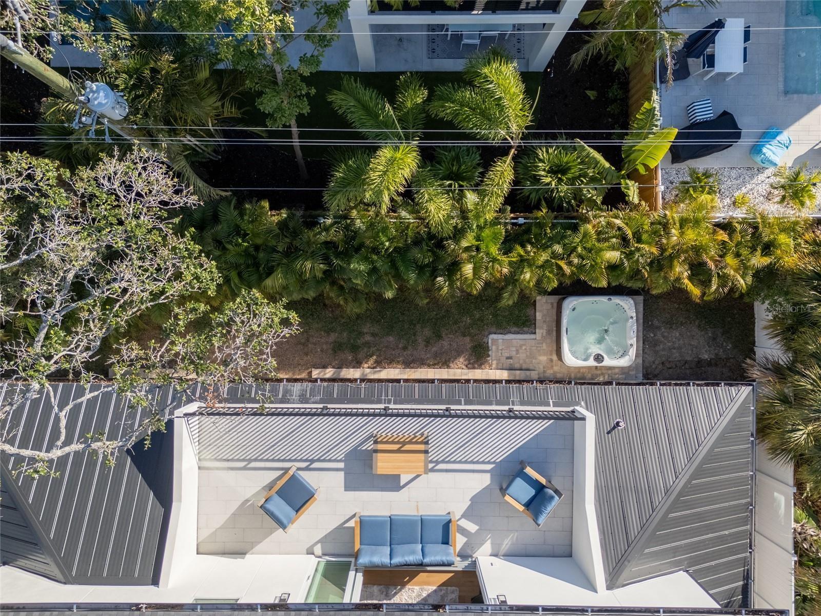 RUSTIC LODGE - Residential