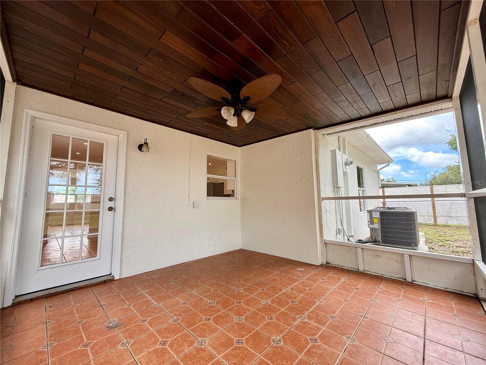 EASTWOOD - Residential
