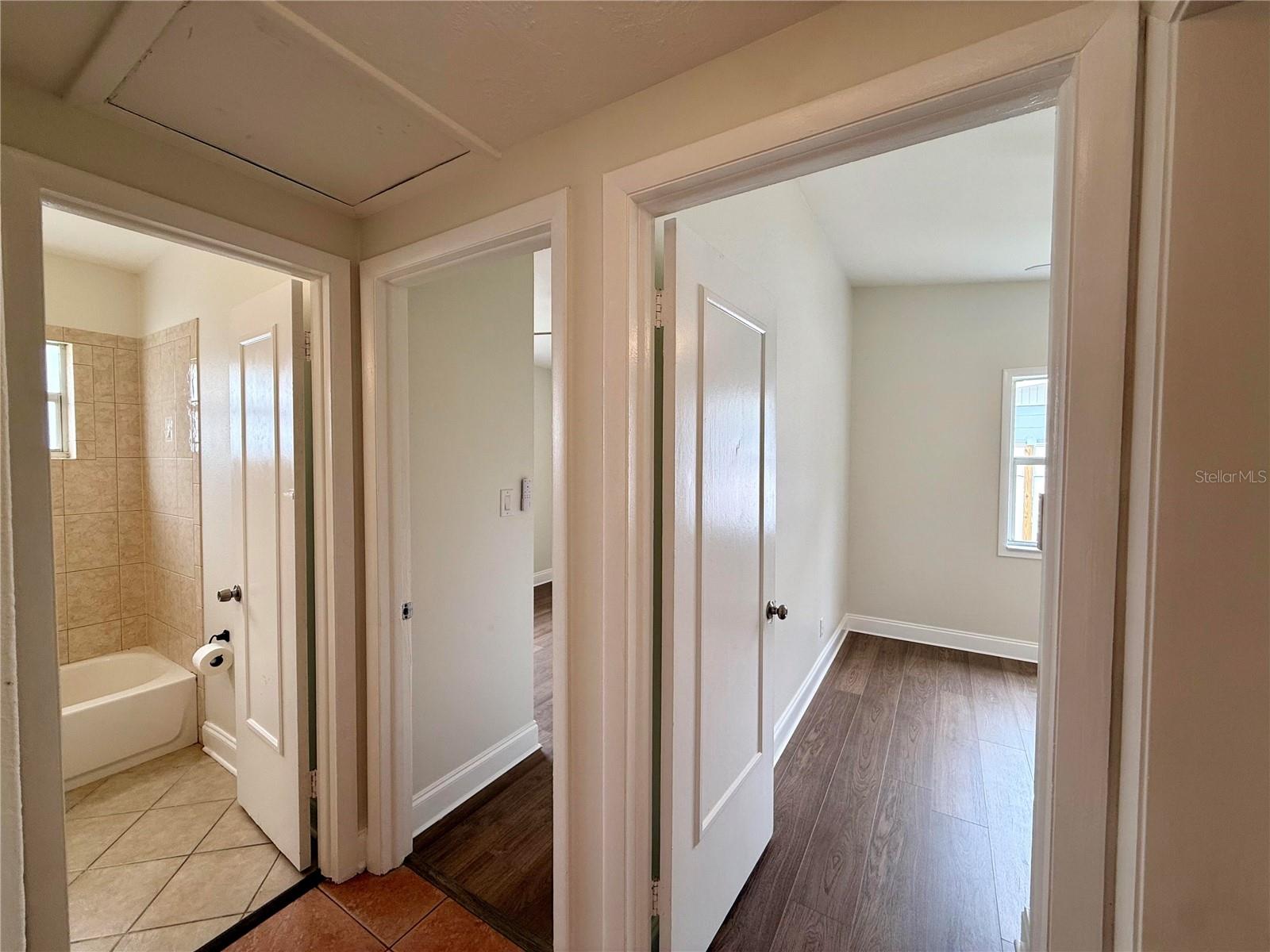 EASTWOOD - Residential