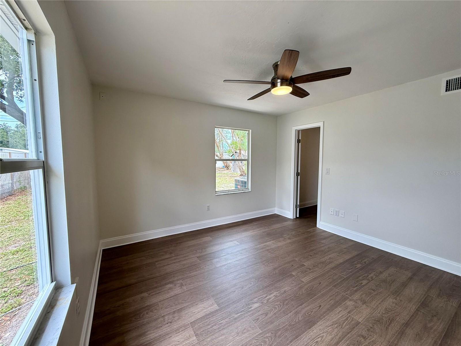 EASTWOOD - Residential