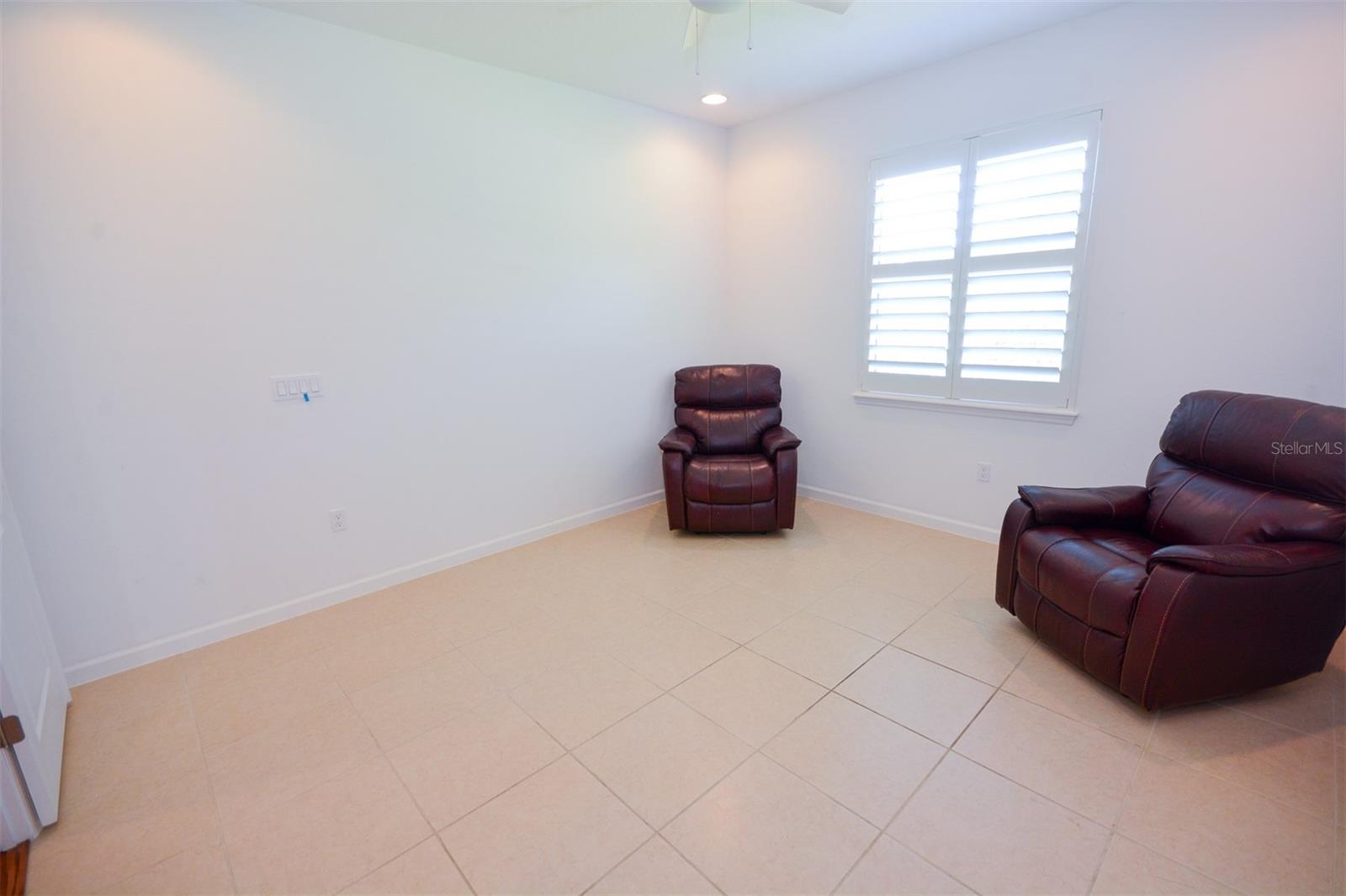 VICTORIA GARDENS PH 7 - Residential