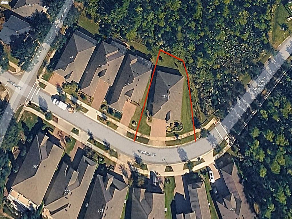 Photo of 215 Avenham Drive, Deland, FL 32724 (MLS # O6388928)