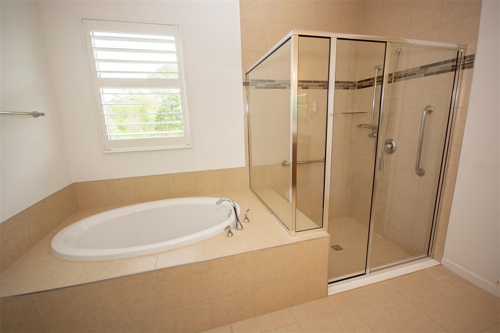 VICTORIA GARDENS PH 7 - Residential