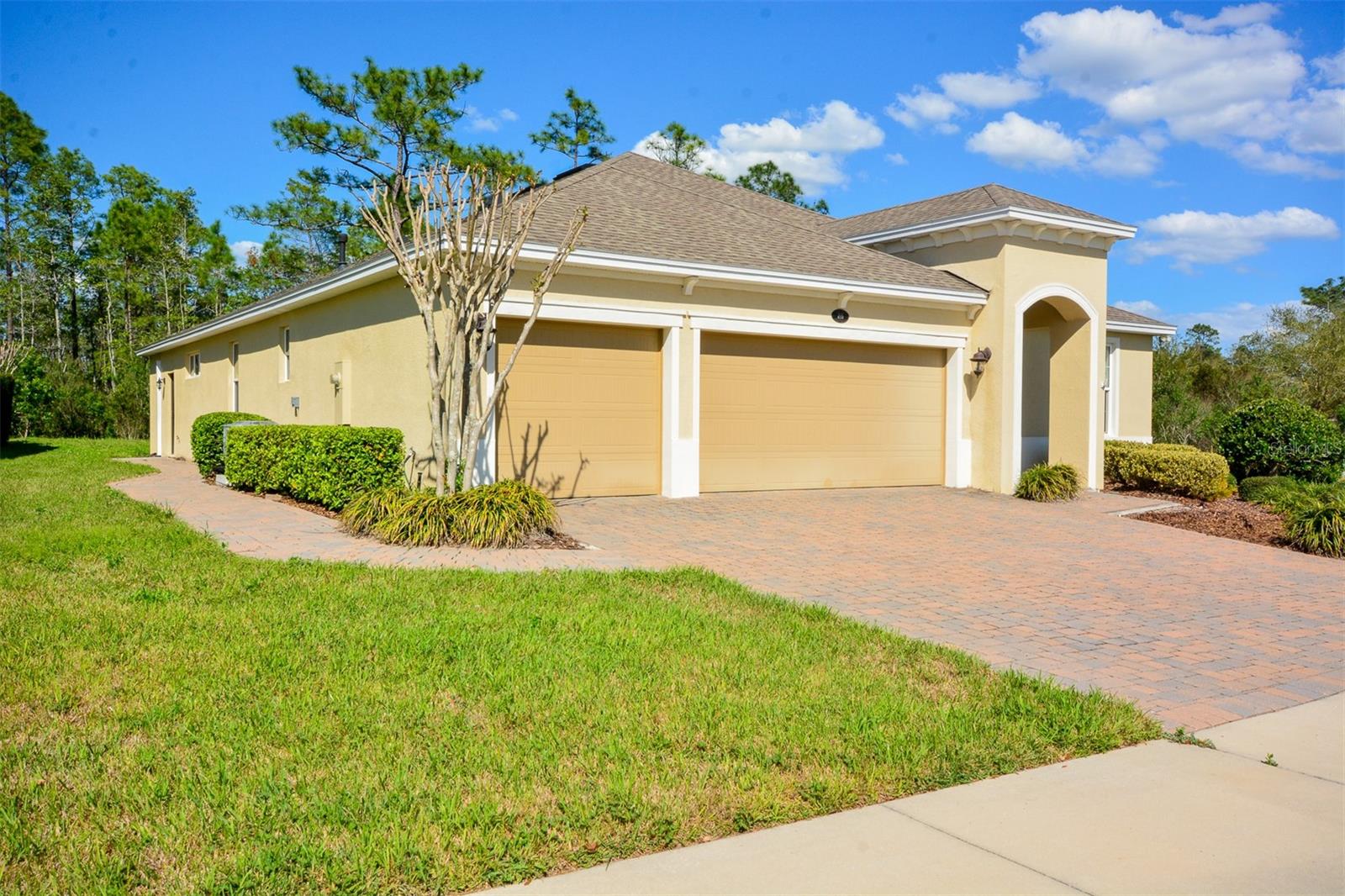 VICTORIA GARDENS PH 7 - Residential