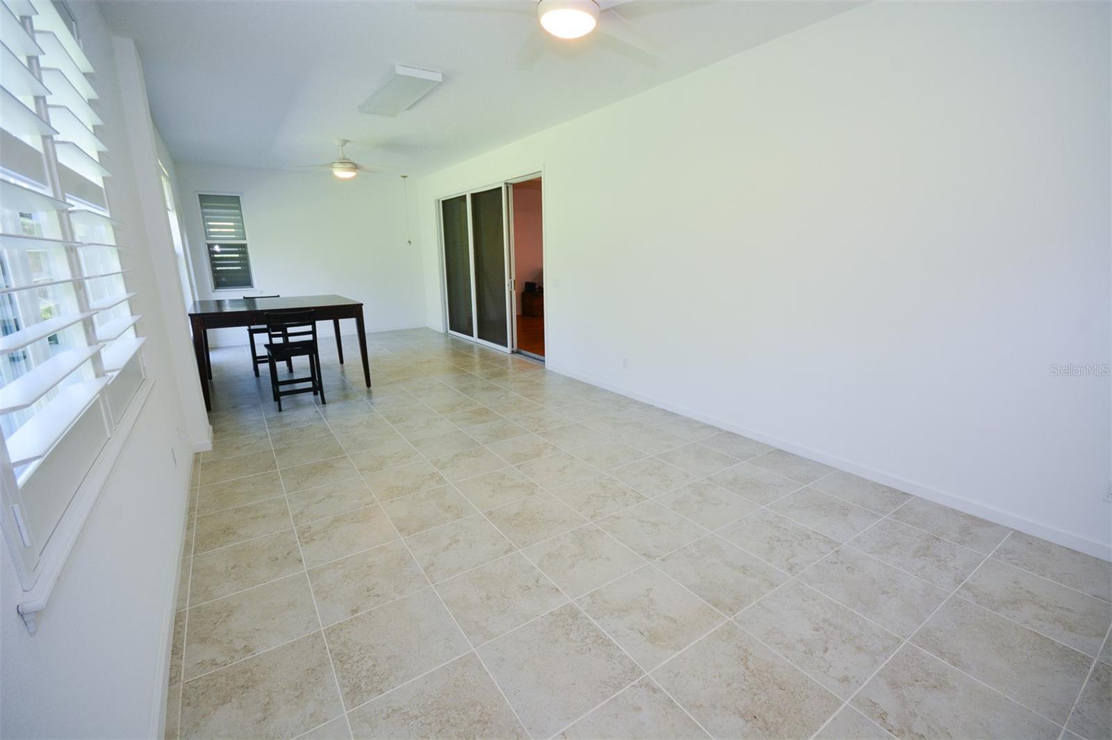 VICTORIA GARDENS PH 7 - Residential