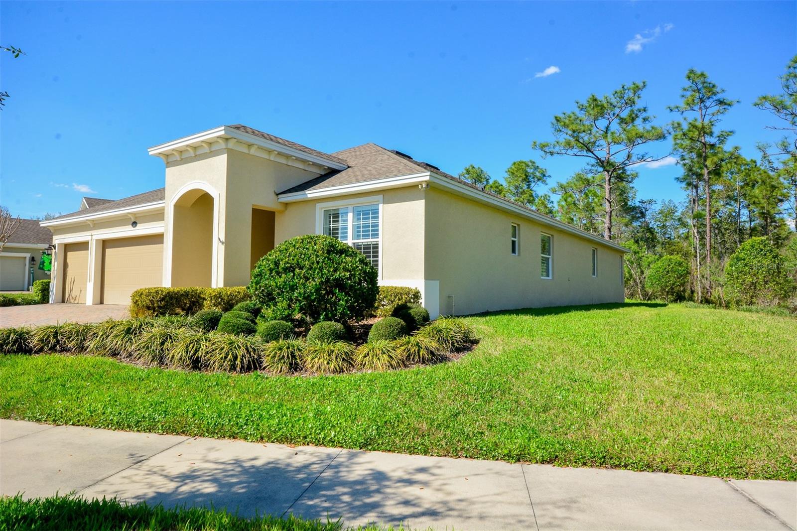 VICTORIA GARDENS PH 7 - Residential