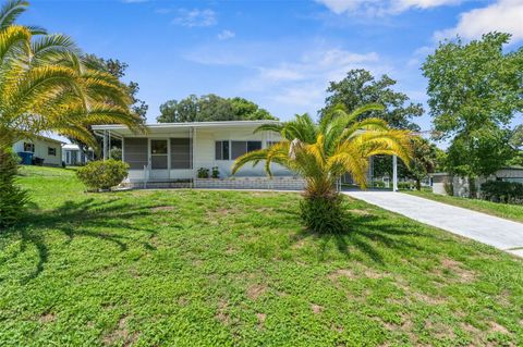 A home in BROOKSVILLE