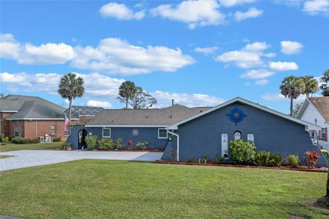 Tiny photo for 1102 N Palmetto Street, Leesburg, FL 34748 (MLS # G5113105)