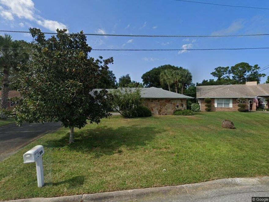 Beautiful 3 bedroom/2 bath Pool home on a canal ;Water: City