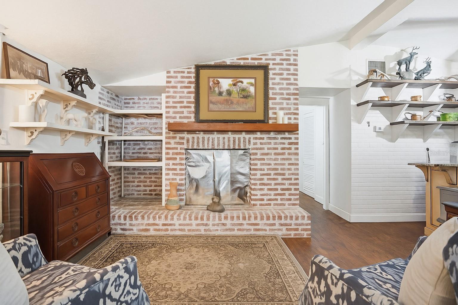 GREEN ACRES CARDINAL STREET AREA - Residential