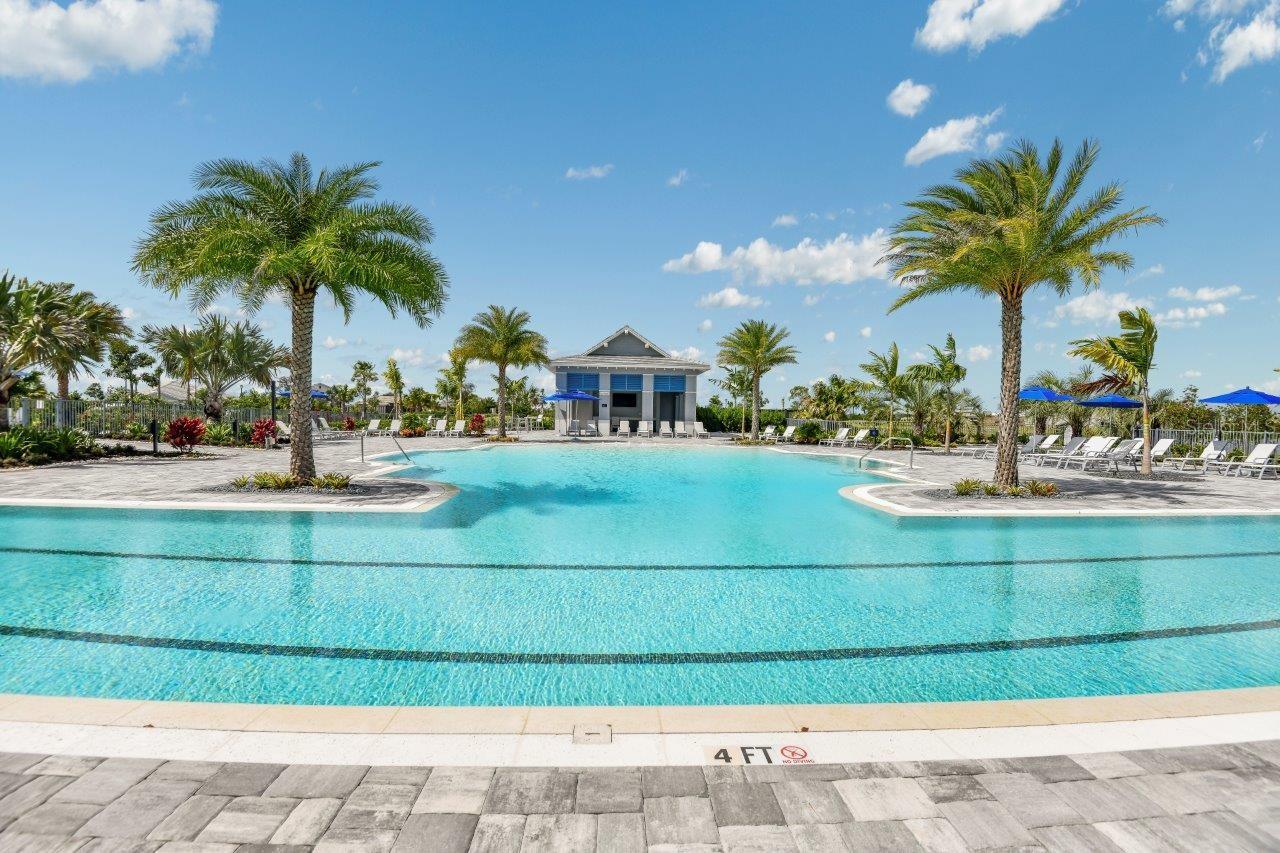 ISLES AT LAKEWOOD RANCH PH III - Residential