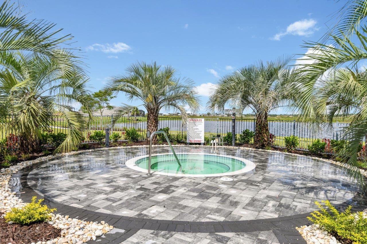 ISLES AT LAKEWOOD RANCH PH III - Residential