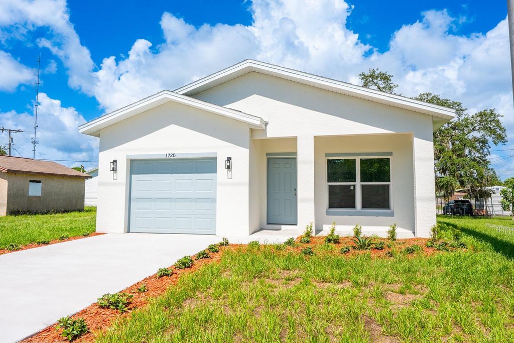 Photo of 1720 S Deleon Avenue, Titusville, FL 32780 (MLS # O6380486)