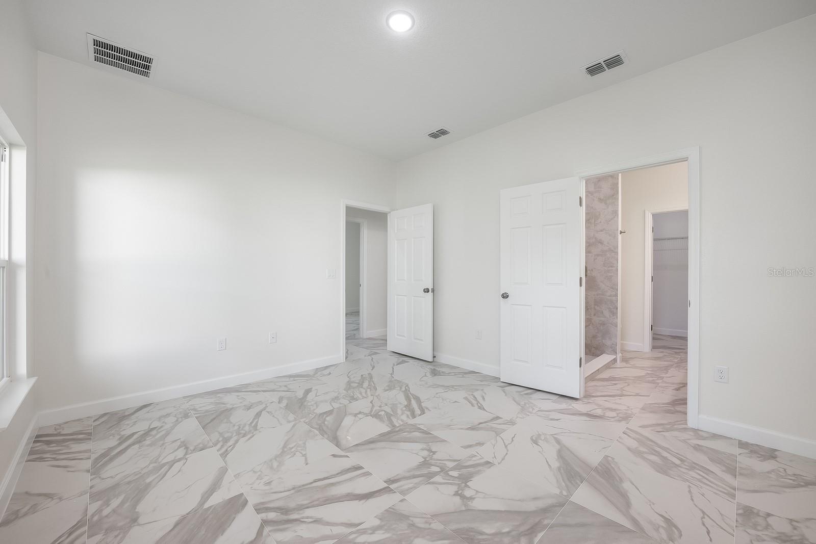 LINCOLN PARK SUBD - Residential