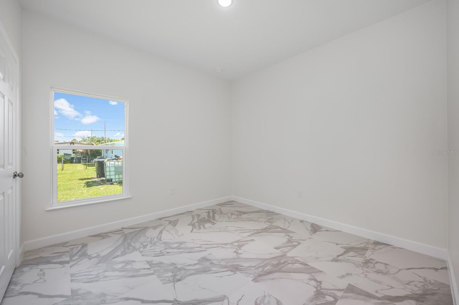 LINCOLN PARK SUBD - Residential