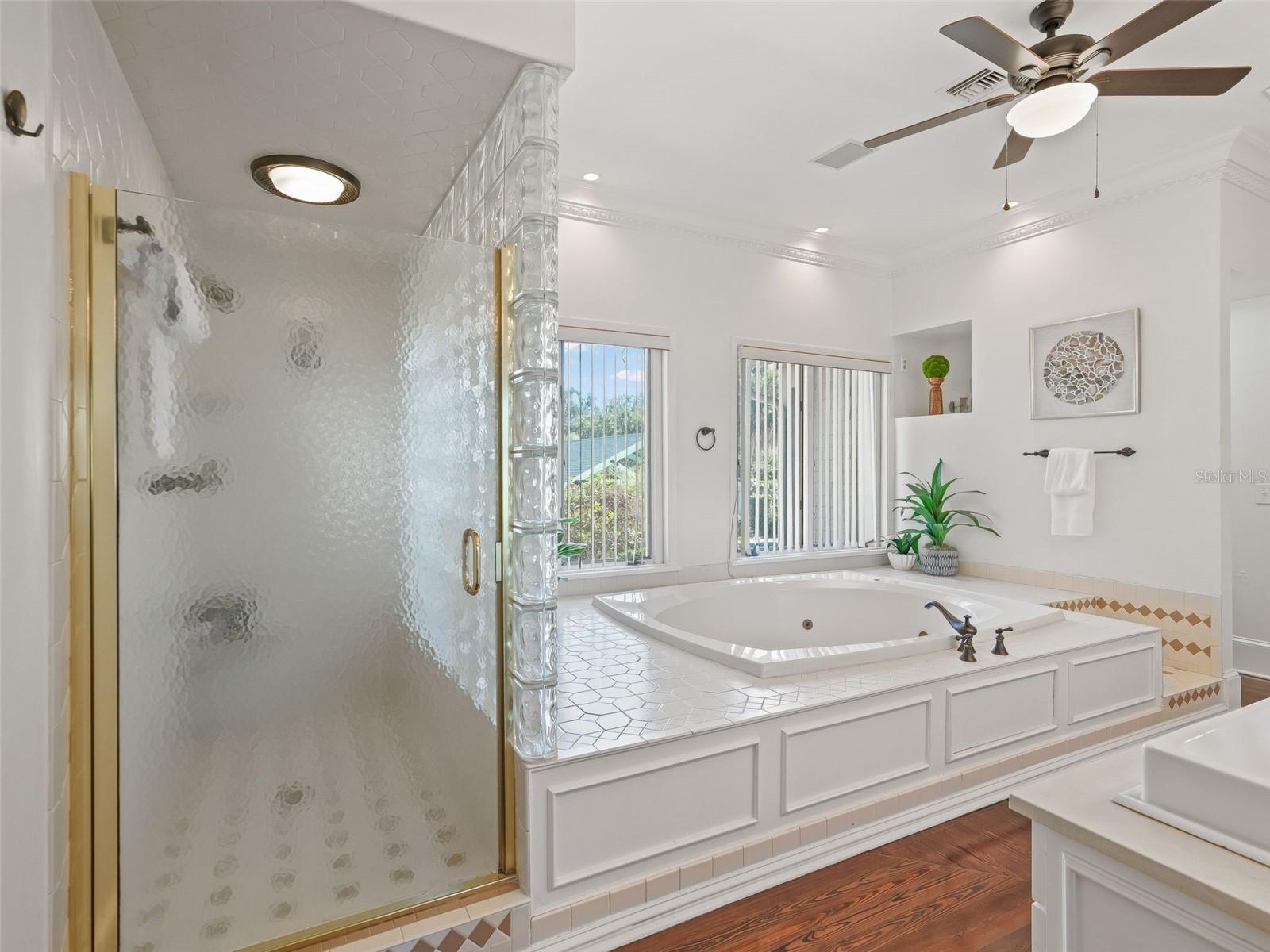 WOODLAND PARK - Residential