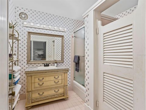 Tiny photo for 1218 SE 11th Street, Ocala, FL 34471 (MLS # OM716553)