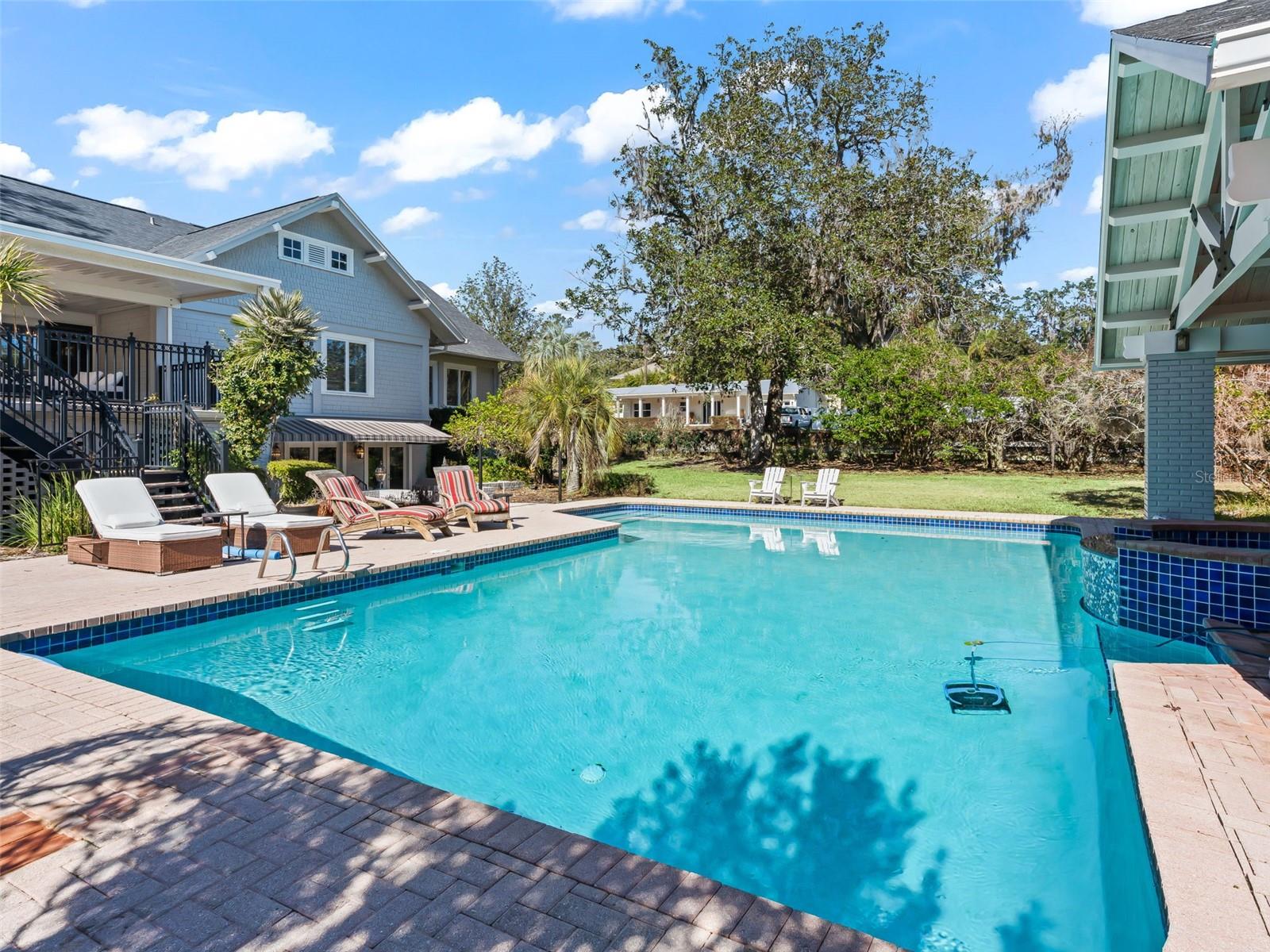 WOODLAND PARK - Residential