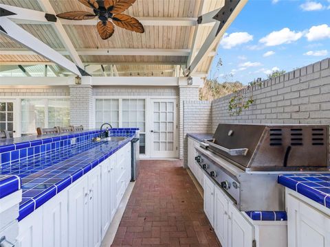 Tiny photo for 1218 SE 11th Street, Ocala, FL 34471 (MLS # OM716553)