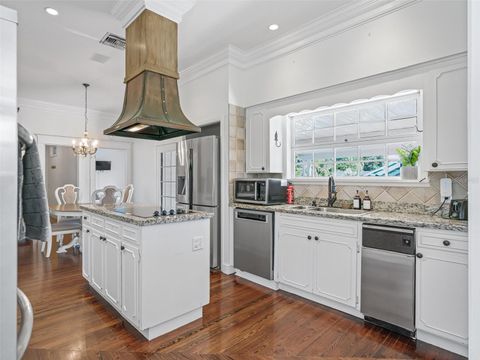 Tiny photo for 1218 SE 11th Street, Ocala, FL 34471 (MLS # OM716553)