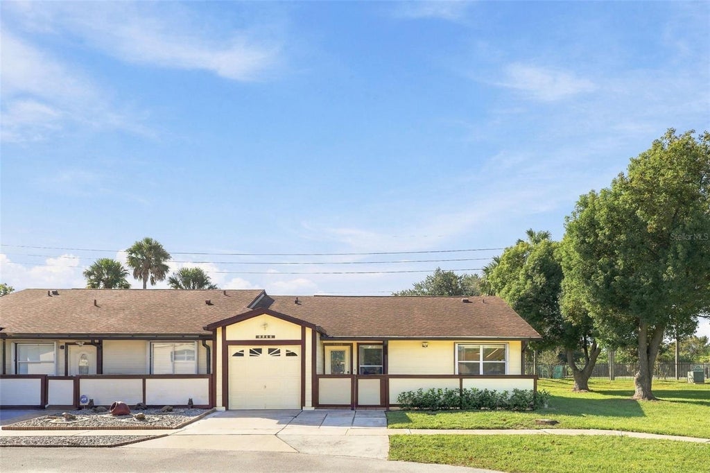 Photo of 5800 Sagunto Street, Orlando, FL 32807 (MLS # O6451342)