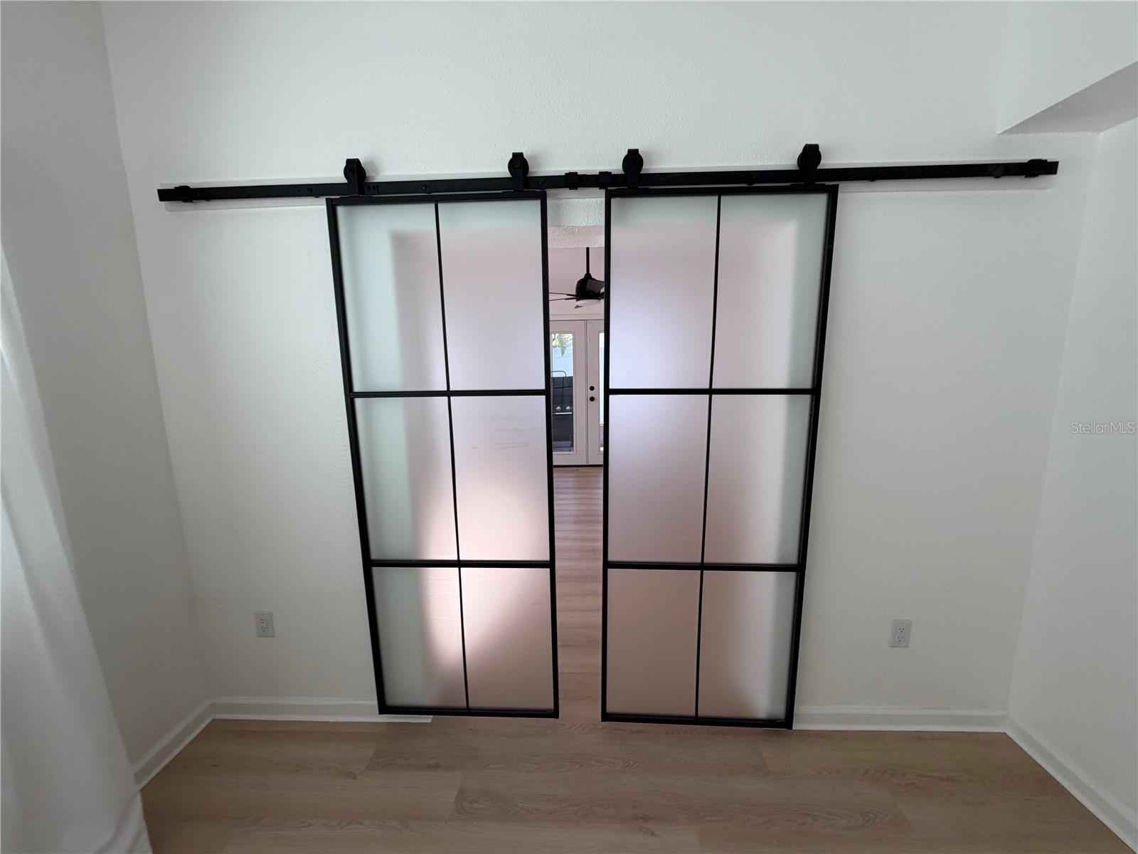 BEACON SQUARE - Residential