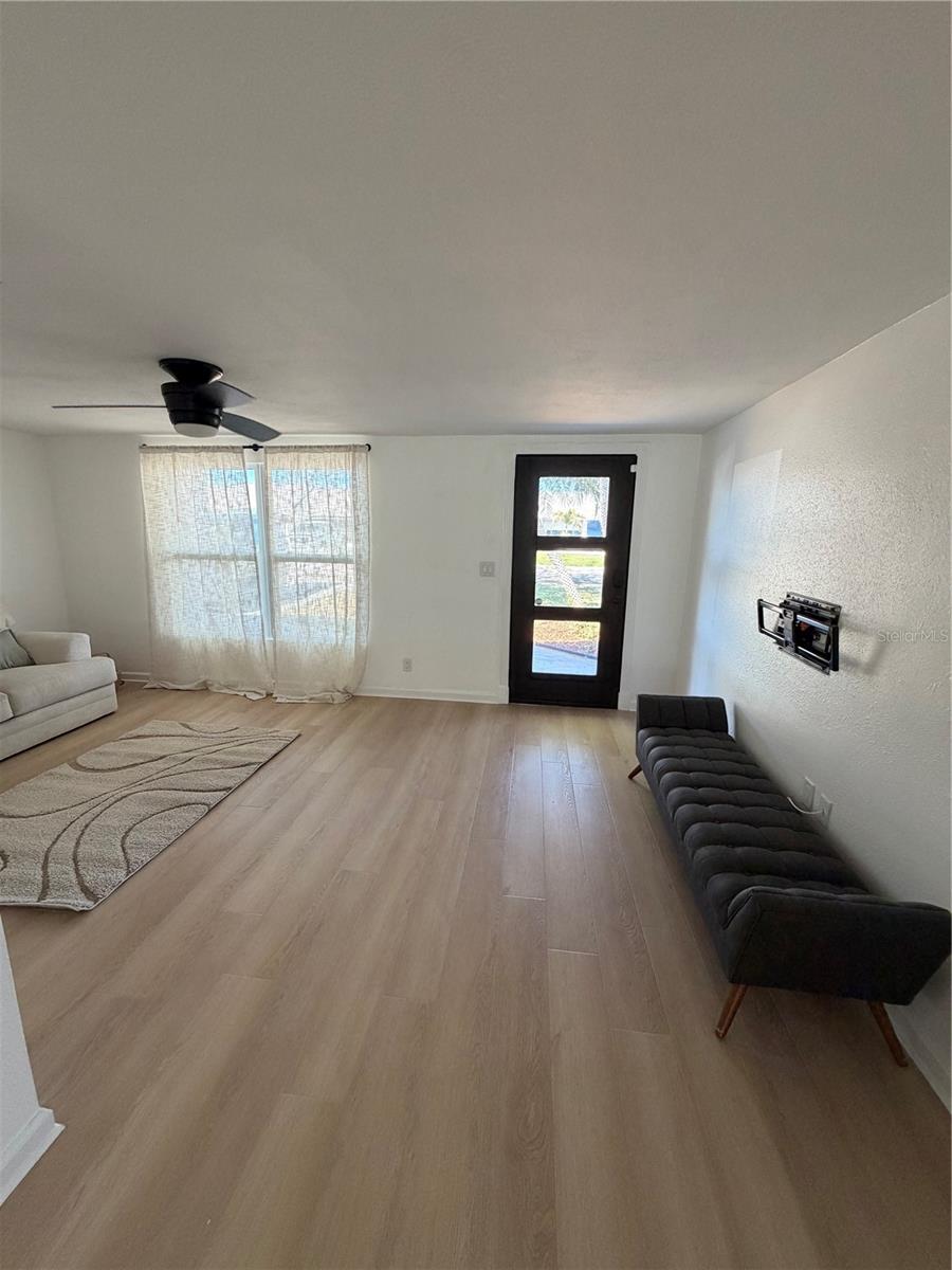 BEACON SQUARE - Residential