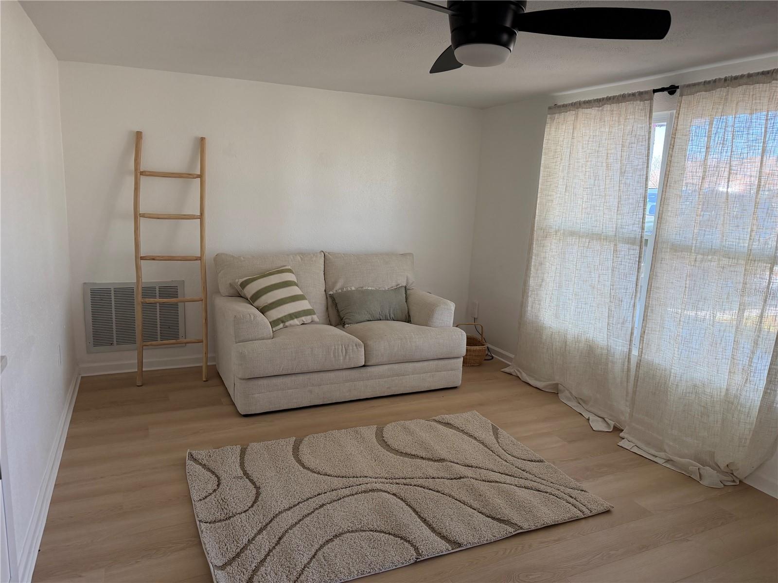 BEACON SQUARE - Residential