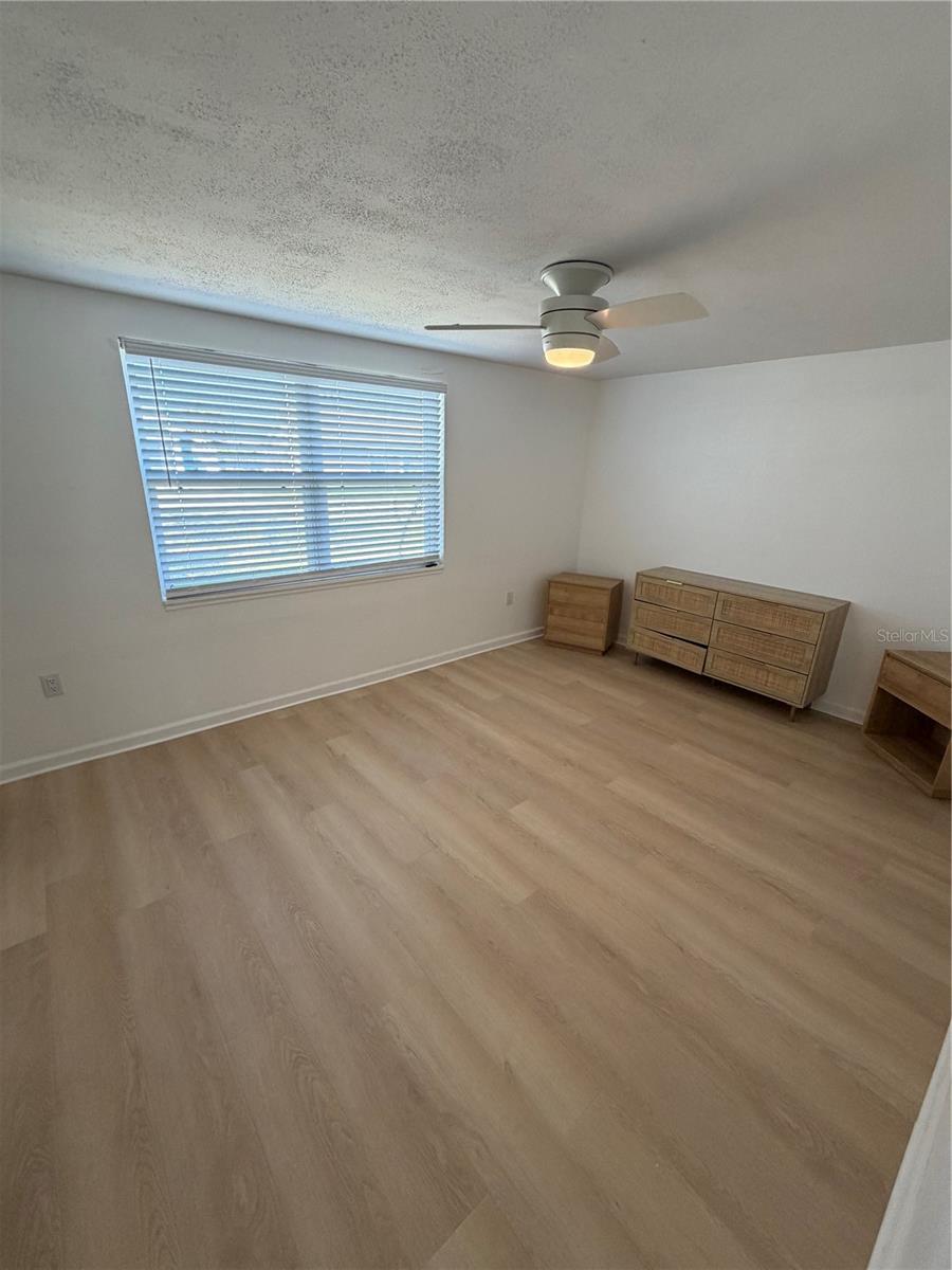 BEACON SQUARE - Residential