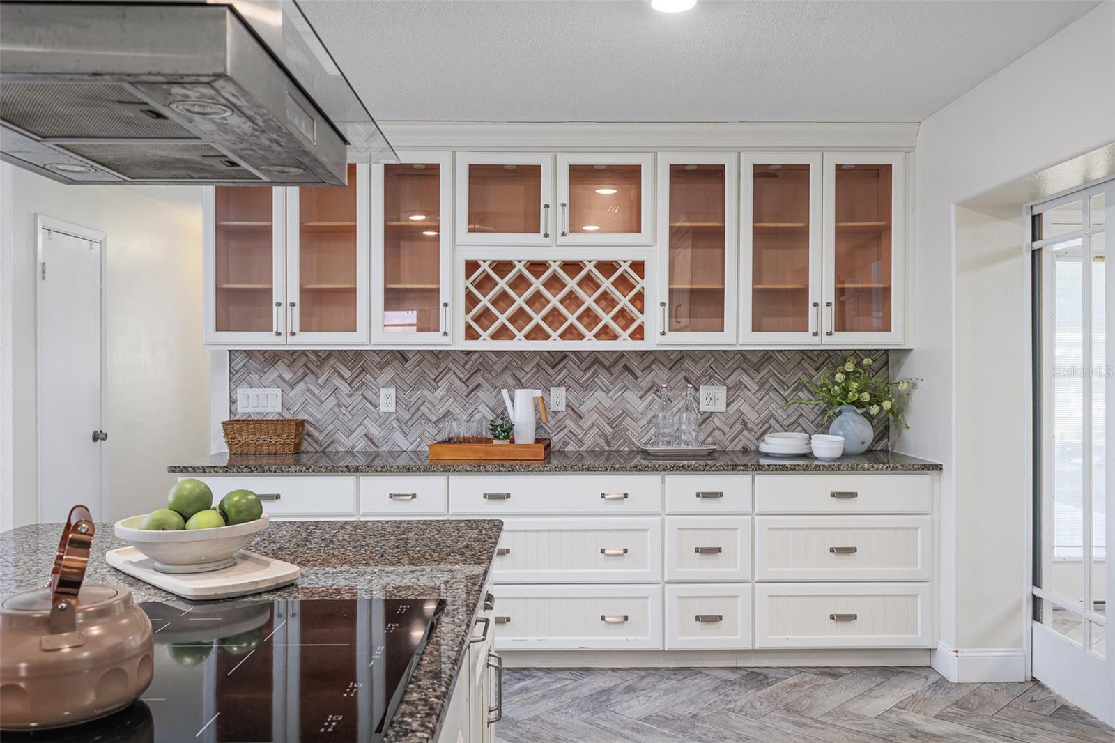 GODFREY MANOR - Residential