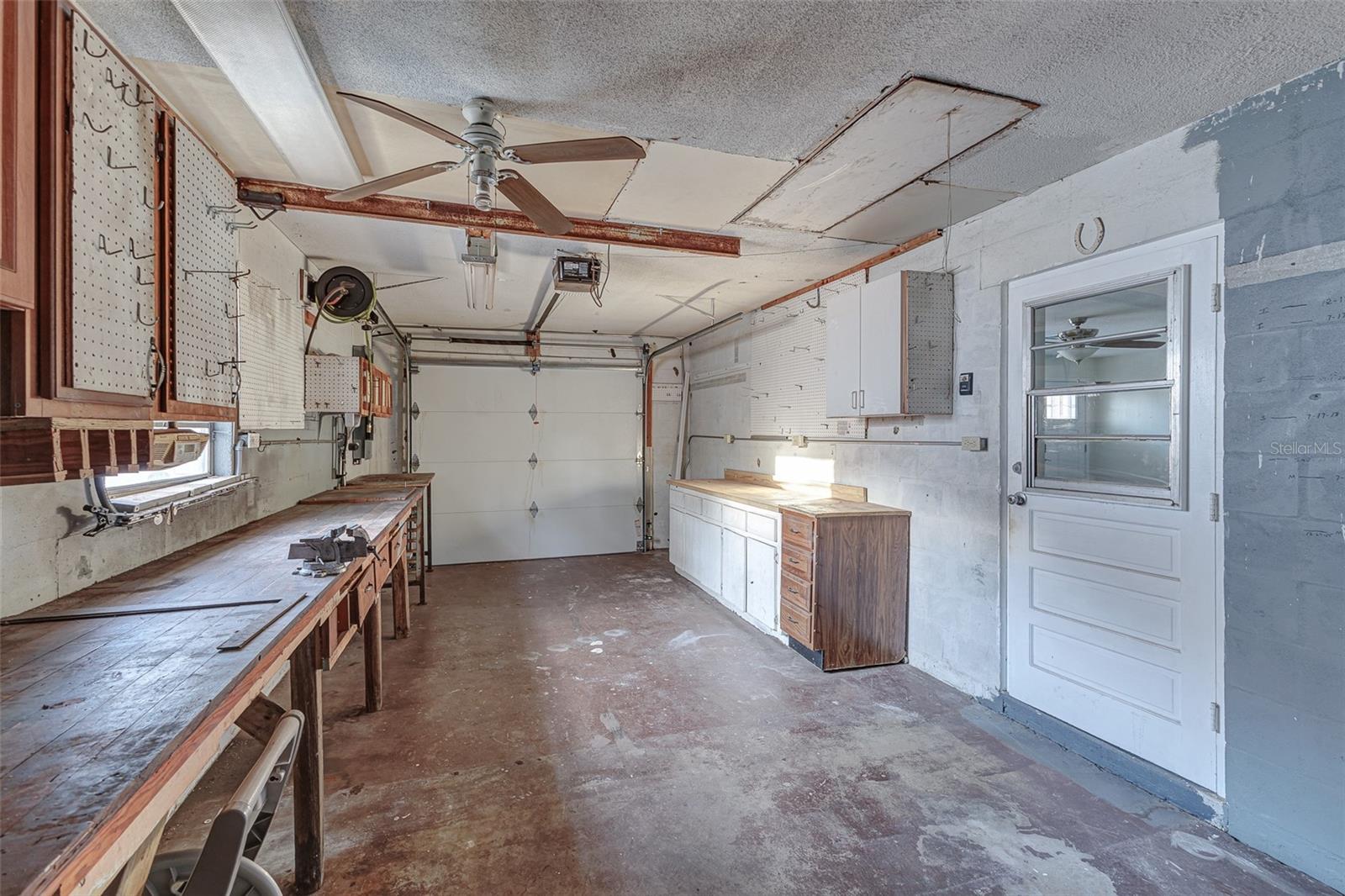 GODFREY MANOR - Residential