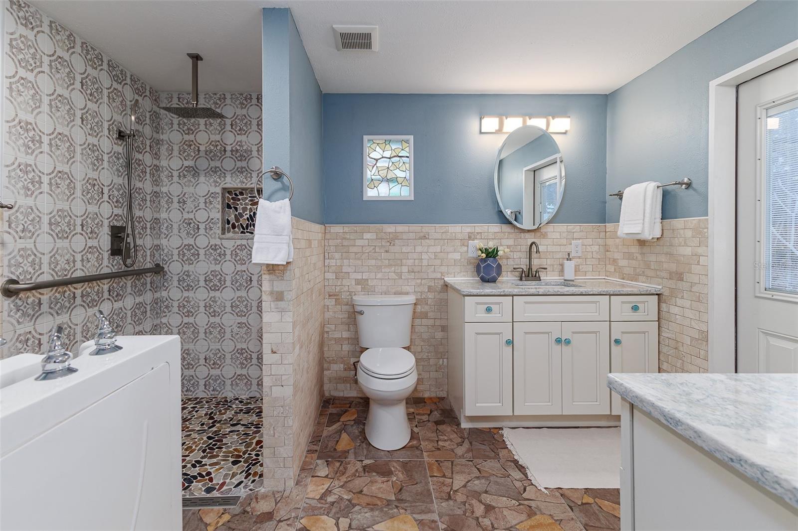 GODFREY MANOR - Residential