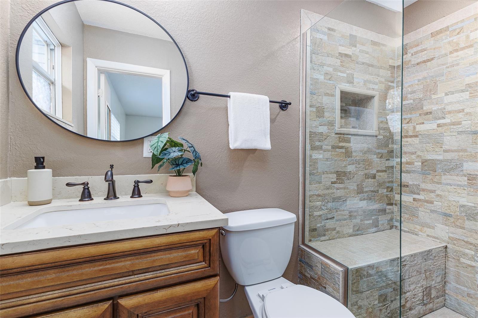 GODFREY MANOR - Residential