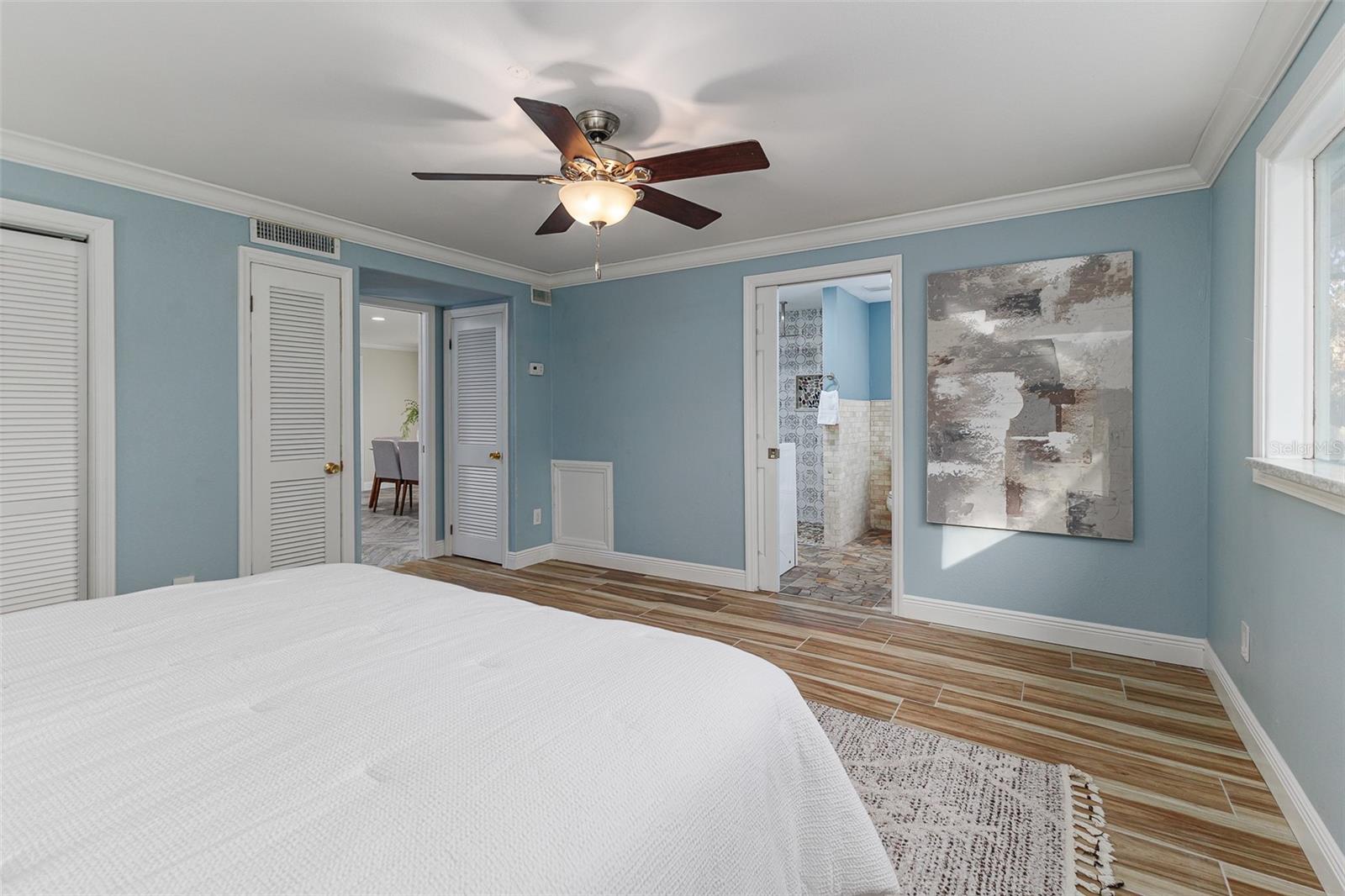 GODFREY MANOR - Residential