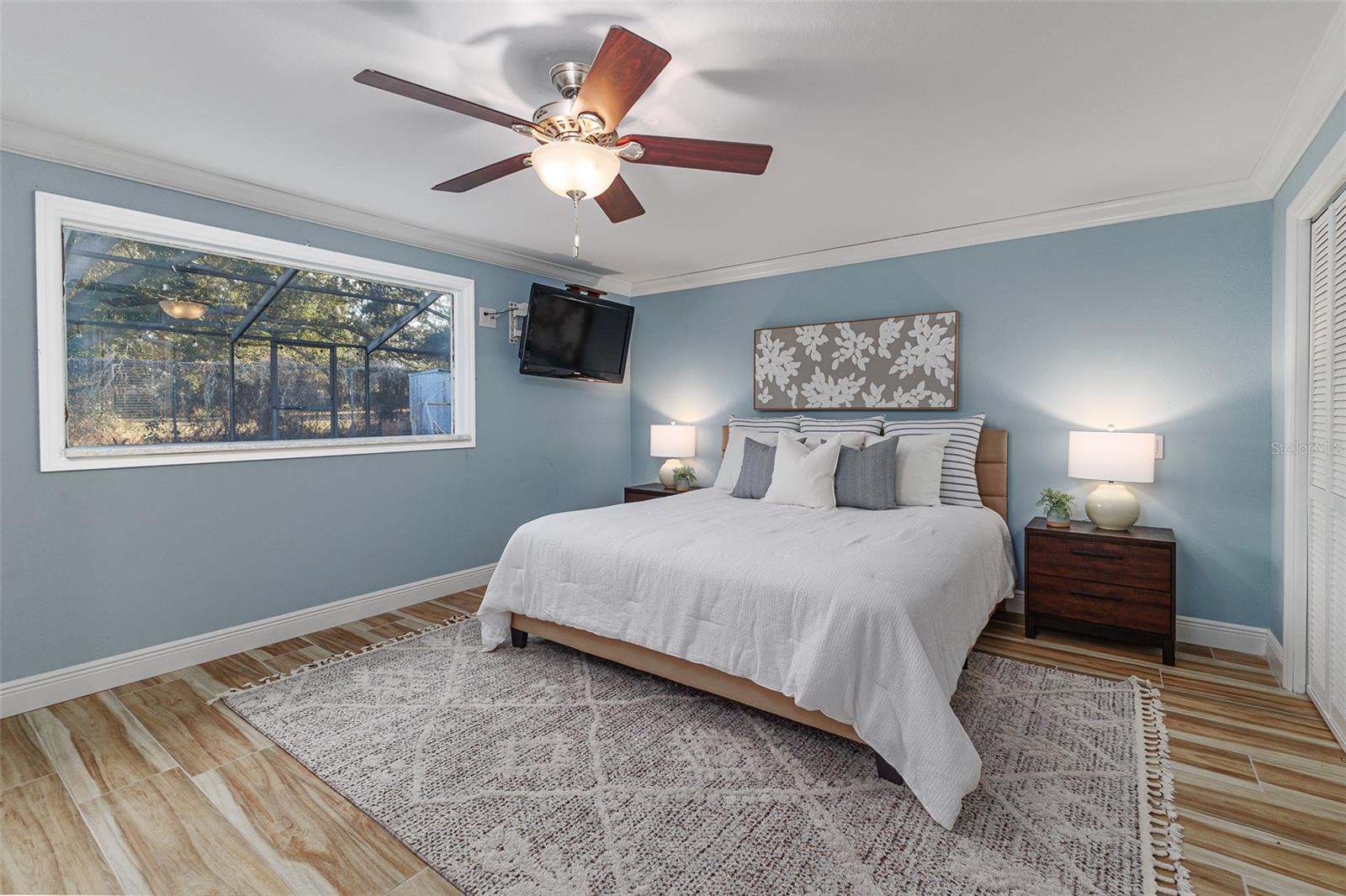 GODFREY MANOR - Residential