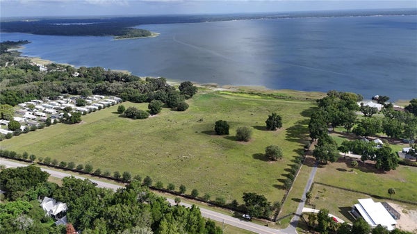 SE SUNSET HARBOR RD, WEIRSDALE, FL 32195 - Image fb76fa284d8b52bb58d9455843340384/206972460